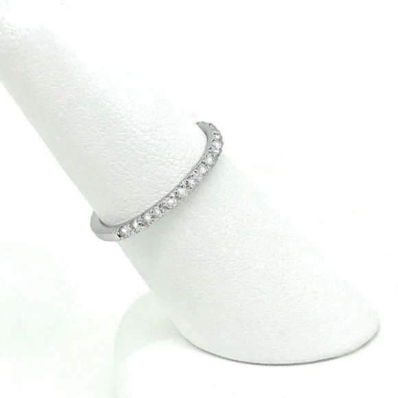 NWT .33 ctw G color, VS1 clarity diamond band, 14k - Picture 2 of 6